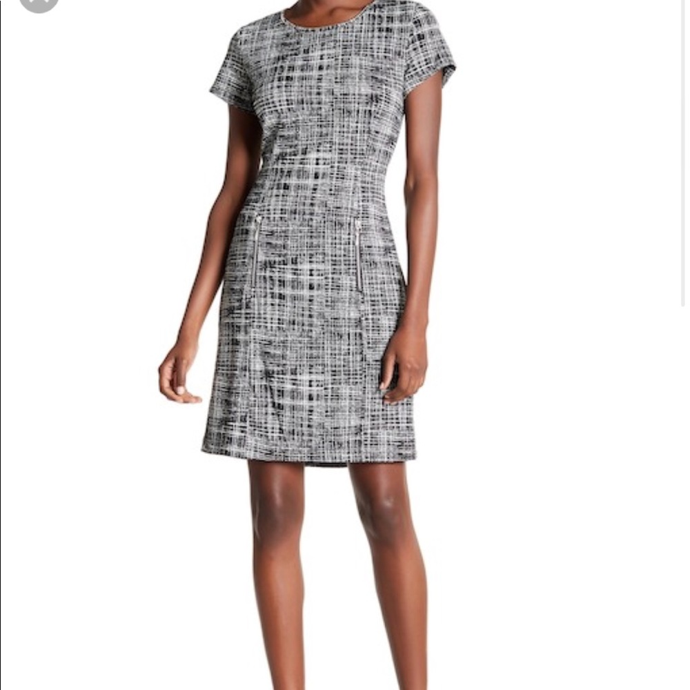 Sharagano short sleeve sheath dress